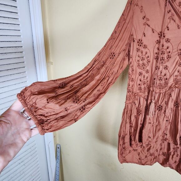 American Eagle XS Light Boho Blouse tassel tiered eyelets Floral Hippie Peplum - Picture 5 of 9